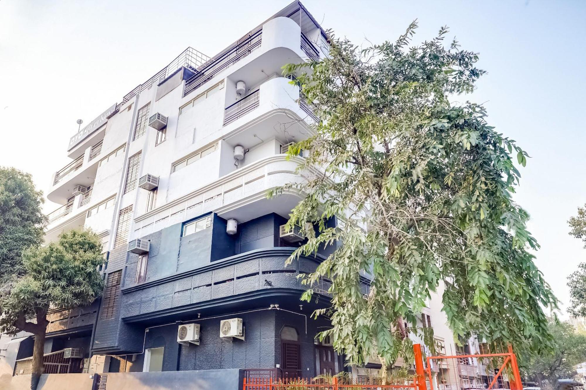 Collection O 71756 Hotel Silver Arrow Near Pacific Mall Tagore Garden Dillí Exteriér fotografie