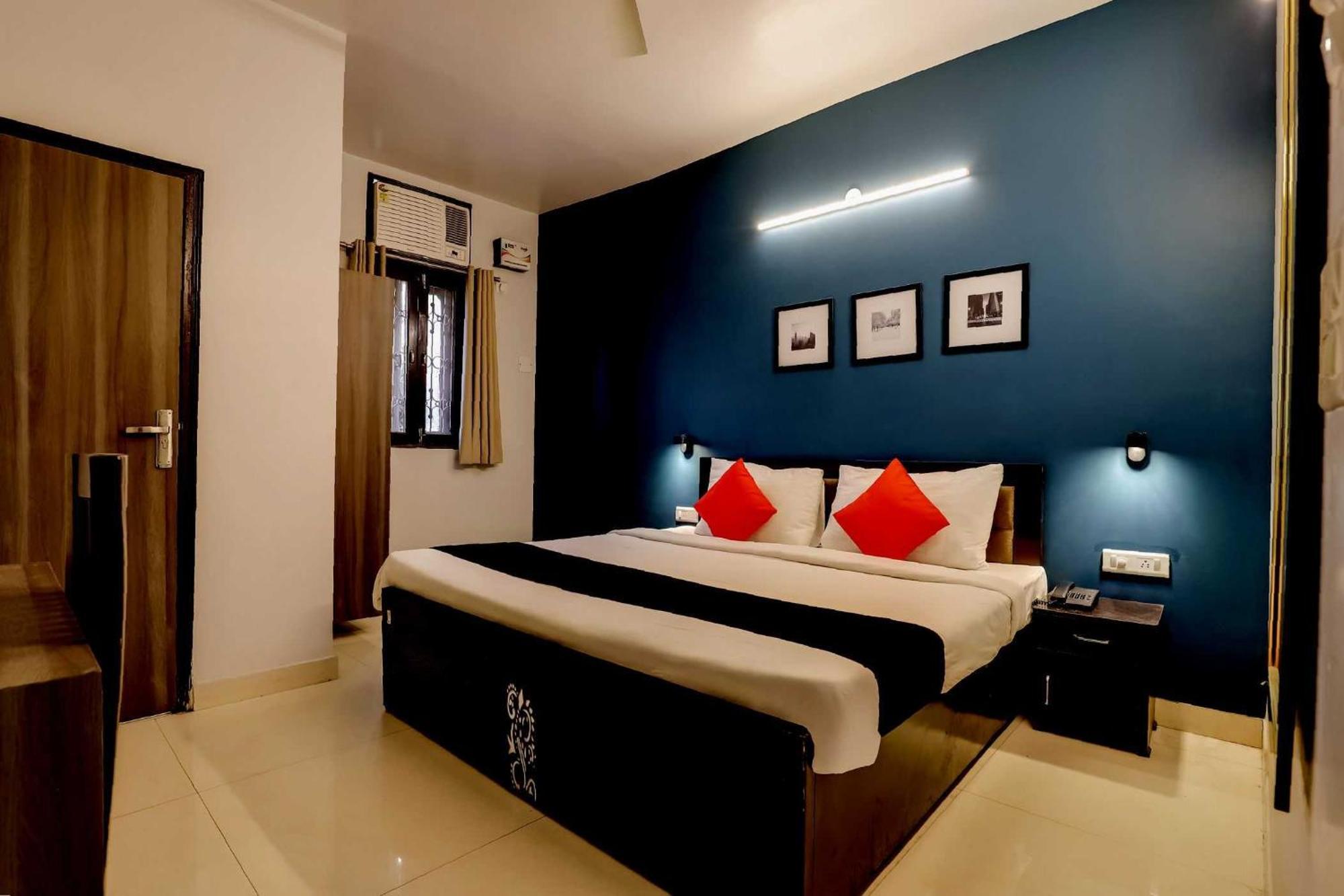 Collection O 71756 Hotel Silver Arrow Near Pacific Mall Tagore Garden Dillí Exteriér fotografie